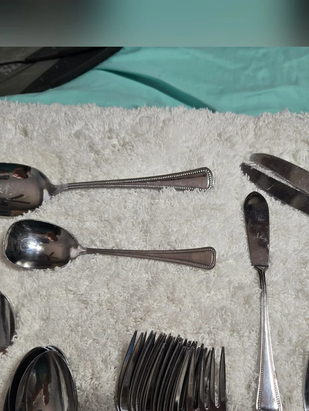 Oneida needlepoint flatware several Items used flatware